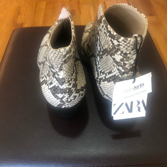 Zara Animal Print V-Vamp Cowboy Ankle Boot Size 9 - Picture 6 of 8